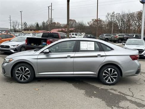 Used 2024 Volkswagen Jetta S image 2