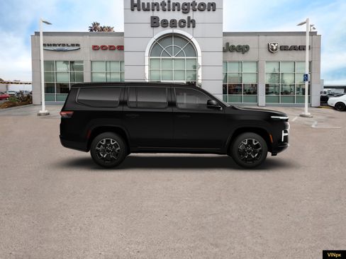 New 2026 Jeep Grand Wagoneer Limited w/ Premium Group II image 9