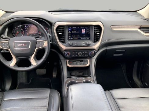 Used 2023 GMC Acadia Denali w/ Denali Ultimate Package FWD image 16