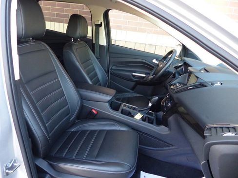 Used 2017 Ford Escape Titanium image 46