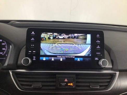 Used 2021 Honda Accord Touring image 19