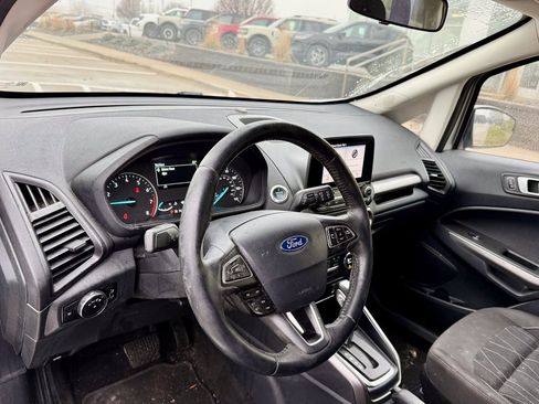 Used 2018 Ford EcoSport SE image 8