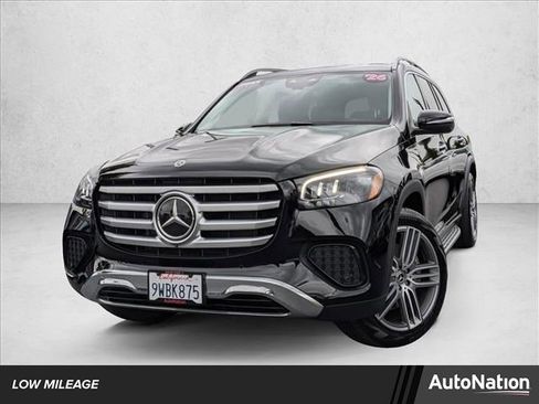 Certified 2026 Mercedes-Benz GLS 450 4MATIC image 1