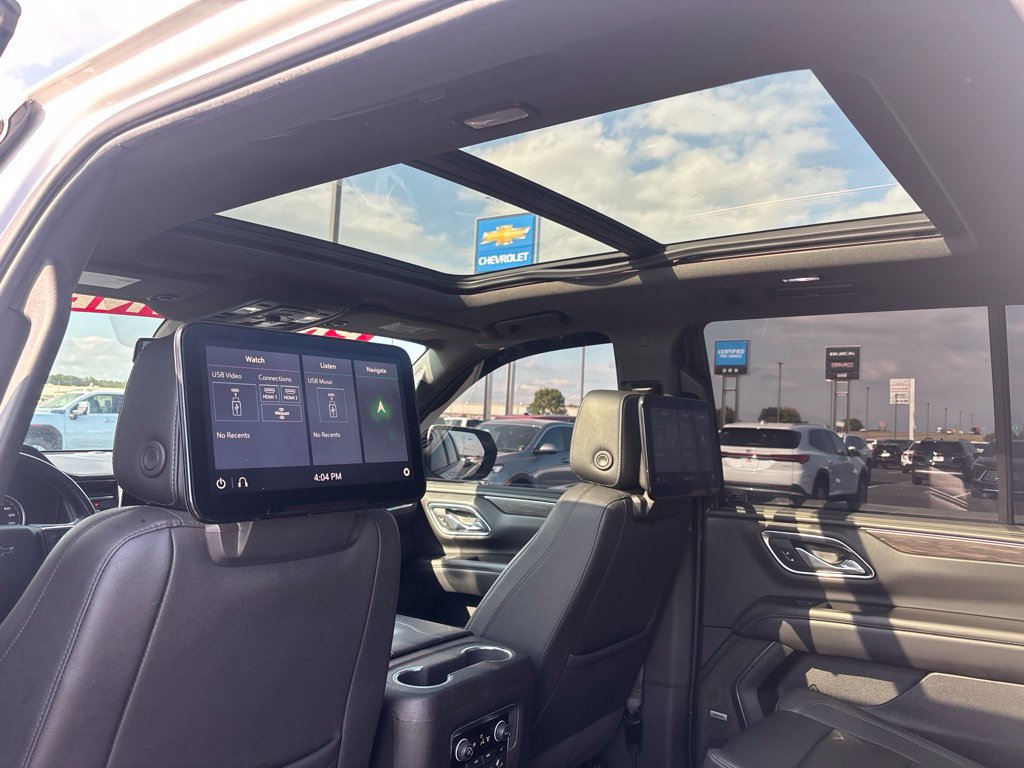 Used 2021 Chevrolet Tahoe Z71 w/ Luxury Package AWD/4WD image 13