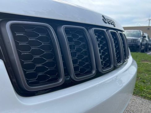 Used 2021 Jeep Grand Cherokee Limited w/ Quick Order Package 28K 80th AWD/4WD image 9