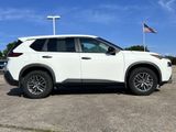 Used 2022 Nissan Rogue S image 5