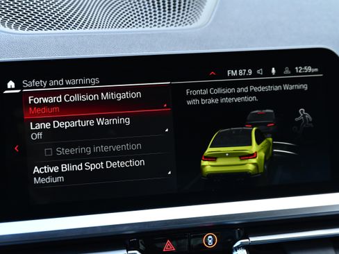 Used 2022 BMW M3 w/ Executive Package image 41