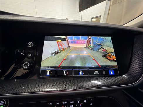 Certified 2022 Buick Envision Essence w/ Technology Package I image 17