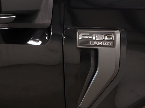 Used 2021 Ford F150 Lariat w/ Equipment Group 502A High AWD/4WD image 37