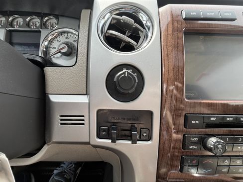Used 2010 Ford F150 Lariat AWD/4WD image 21