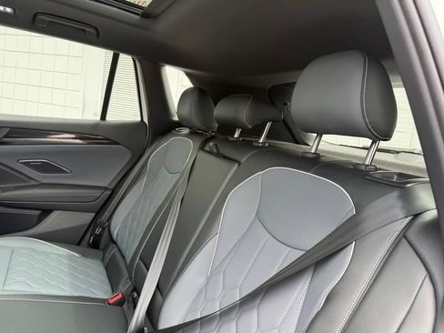 New 2026 Volkswagen Tiguan SEL R-Line AWD/4WD image 20