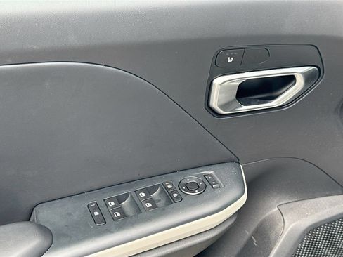 Certified 2025 Kia K4 GT-Line w/ GT-Line Sunroof Package FWD image 21