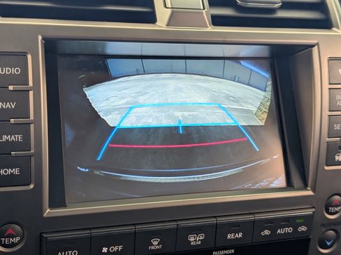 Used 2017 Lexus GX 460 Premium image 29