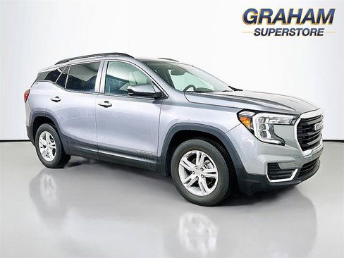 Used 2024 GMC Terrain SLE w/ Driver Convenience Package image 1