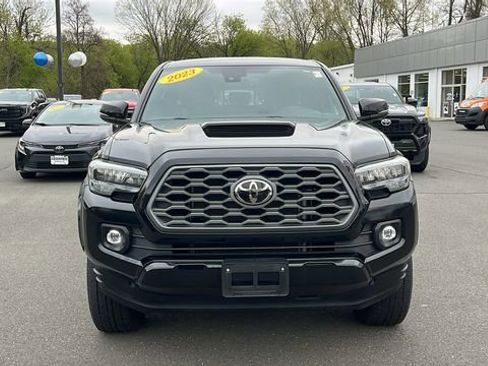 Certified 2023 Toyota Tacoma TRD Sport w/ Technology Package AWD/4WD image 2