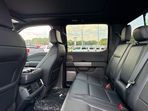 New 2025 Ford F150 Lariat w/ Equipment Group 502A High image 23