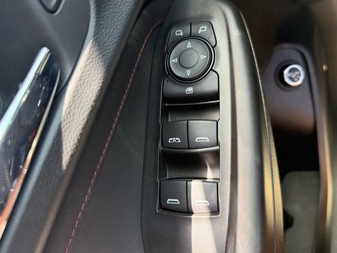 Used 2023 Chevrolet TrailBlazer RS w/ Sun and Liftgate Package FWD image 36