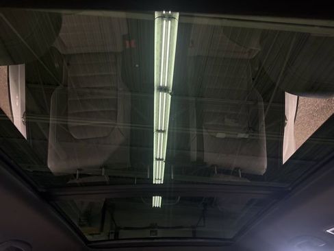 Used 2024 Volkswagen Atlas Cross Sport SEL R-Line image 29