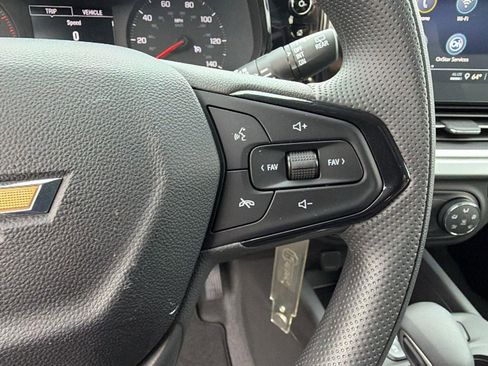 New 2026 Chevrolet Trax LS FWD image 21