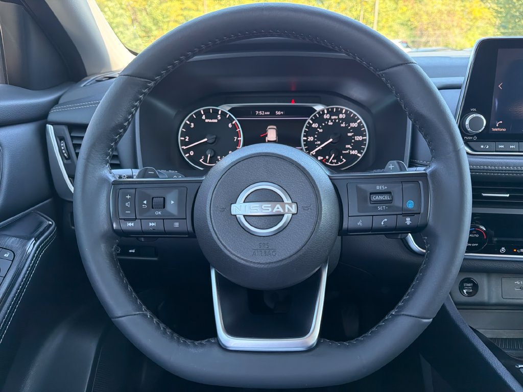 Used 2024 Nissan Rogue SV w/ SV Premium Package AWD/4WD image 14