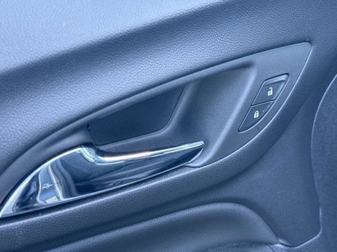 Used 2024 Chevrolet Equinox LT w/ LPO, Floor Liner Package AWD/4WD image 7