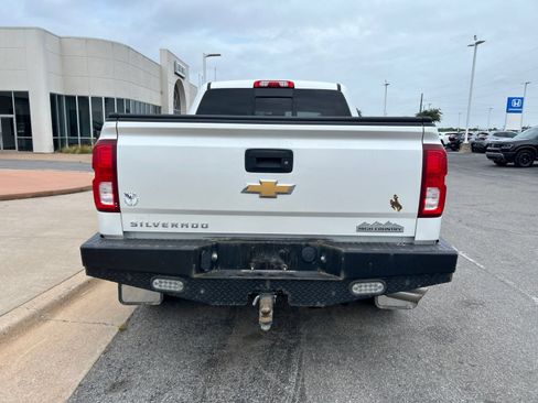 Used 2017 Chevrolet Silverado 1500 High Country AWD/4WD image 6