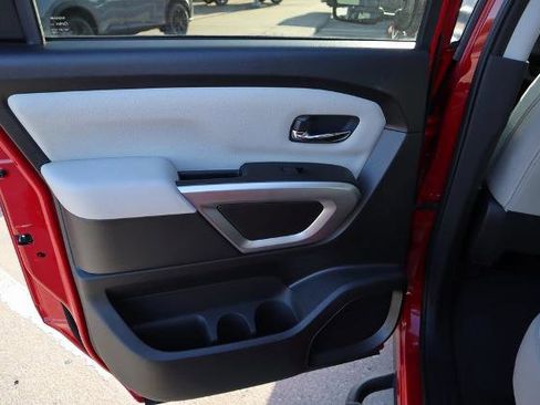 Certified 2024 Nissan Titan SV w/ SV Convenience Package image 12