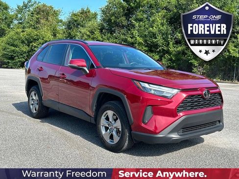 Used 2025 Toyota RAV4 XLE FWD image 9