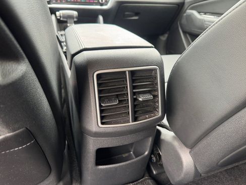Used 2025 Kia Sportage EX w/ Premium Package FWD image 17