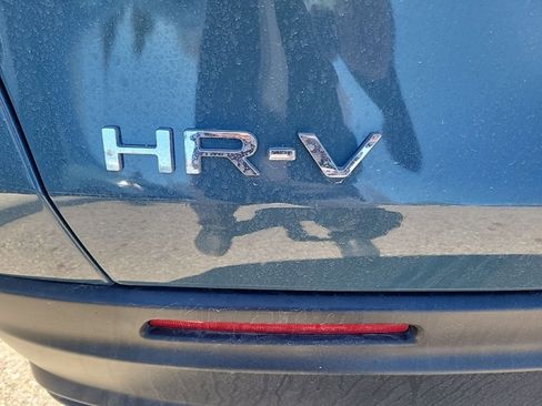 Used 2023 Honda HR-V LX image 12