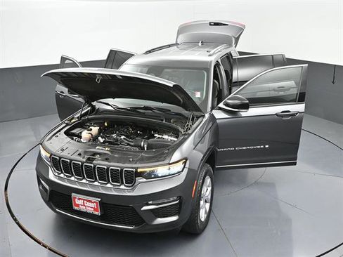 Used 2022 Jeep Grand Cherokee Limited AWD/4WD image 48