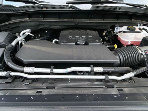 Used 2025 GMC Sierra 1500 Elevation image 34