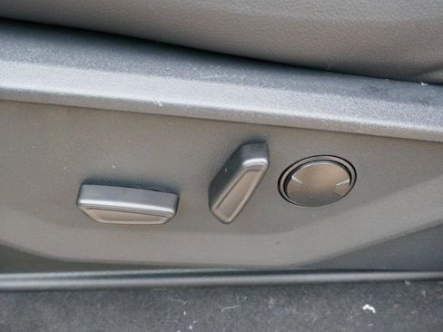 New 2026 Ford F250 Lariat w/ Black Appearance Package image 15