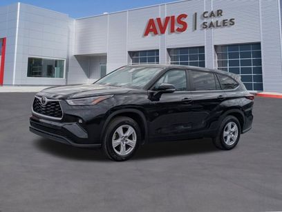 Used 2024 Toyota Highlander LE