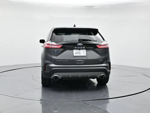 Used 2022 Ford Edge Titanium AWD/4WD image 8