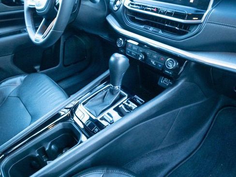 Used 2023 Jeep Compass Limited image 39