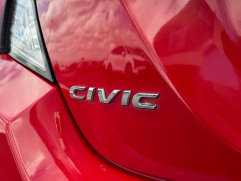 Used 2018 Honda Civic EX-L image 10