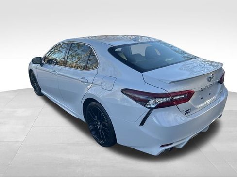 Used 2023 Toyota Camry XSE image 6