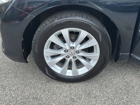 Used 2013 Toyota Venza LE w/ LE Convenience Pkg FWD image 22