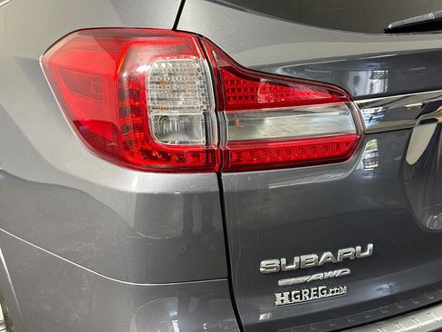 Used 2022 Subaru Ascent Touring AWD/4WD image 36