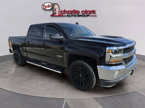 Used 2018 Chevrolet Silverado 1500 LT w/ Texas Edition image 8
