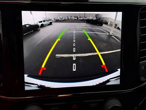 Used 2021 Jeep Grand Cherokee Limited X image 27