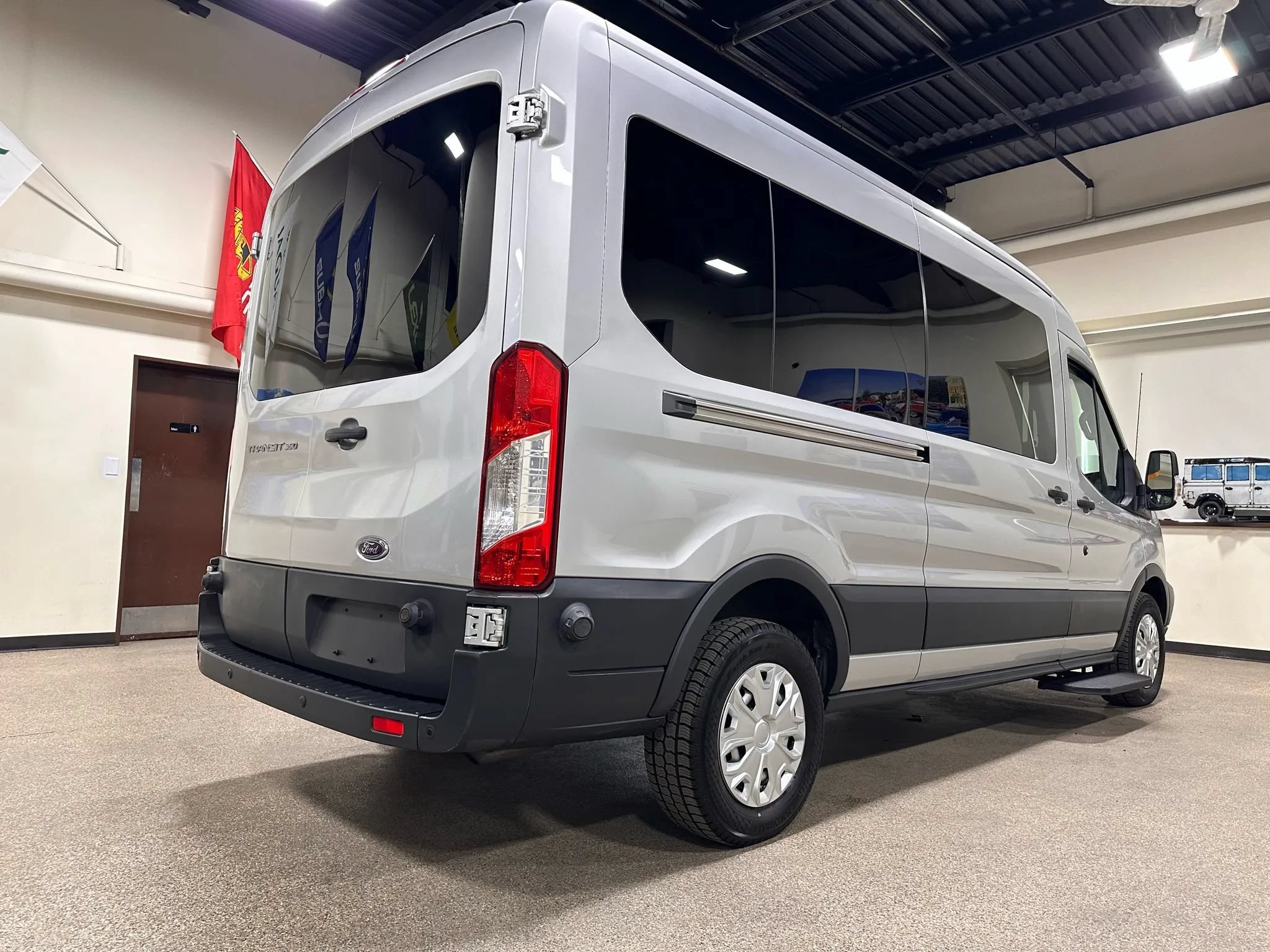 Used 2015 Ford Transit 350 148 Medium Roof RWD image 9