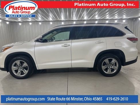 Used 2016 Toyota Highlander Limited image 2
