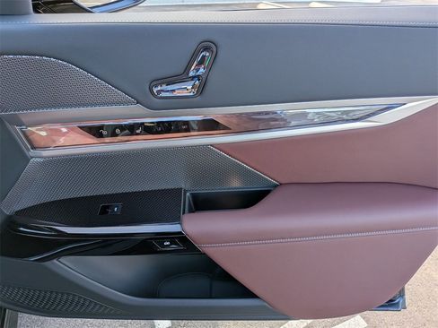 New 2026 BMW 740i 740i image 17