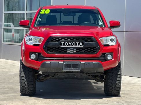 Used 2020 Toyota Tacoma SR5 AWD/4WD image 6