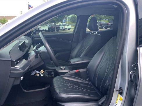 Used 2021 Ford Mustang Mach-E California Route 1 RWD image 9