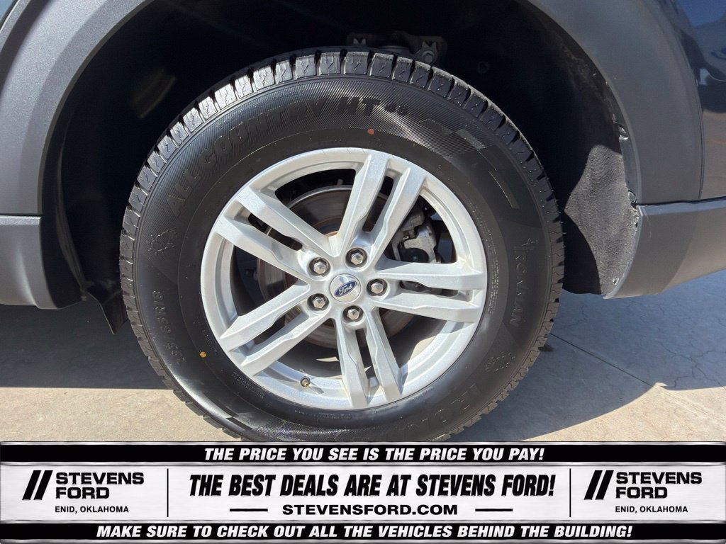 Used 2024 Ford Explorer XLT w/ Equipment Group 202A AWD/4WD image 13
