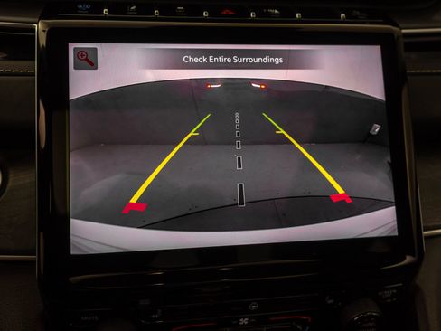 Used 2022 Jeep Grand Cherokee Limited 4xe image 27