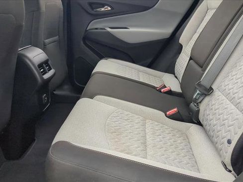 Used 2022 Chevrolet Equinox LT FWD image 24